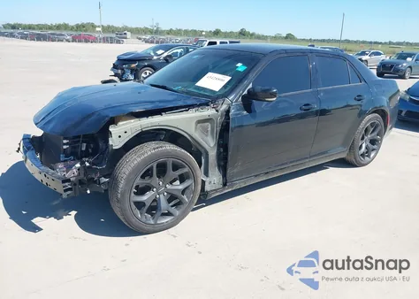 2022 Chrysler 300 S из США, поврежденный, VIN 2C3CCABG7NH228895